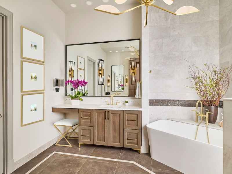 Luxury master bathroom ideas that can take your home to the next level.